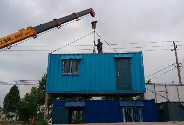山亭吊装彩钢房